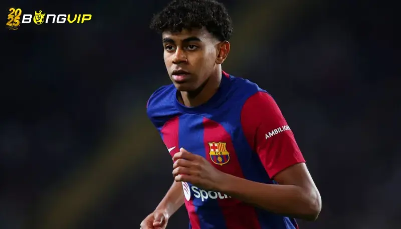 So sánh với Cristiano Ronaldo, Lionel Messi và Kylian Mbappe
