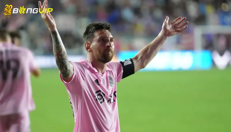 Tầm quan trọng khi Messi ghi bàn hai phút sau khi vào sân