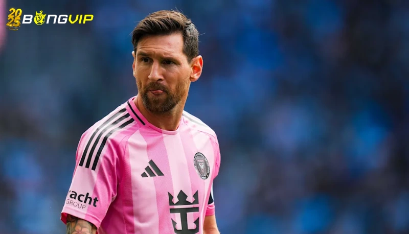 Messi chỉ trích trọng tài trong trận thua đậm của Inter Miami - Bất lực trước khung thành