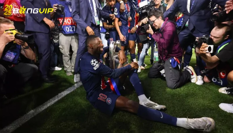 Dembele hay nhất mùa giải Champions League UEFA và thế giới công nhận tài năng Dembele